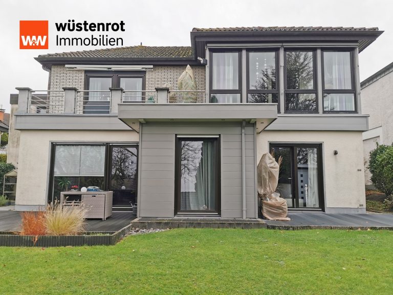 Immobilienangebot - Lüdenscheid - Alle - ***Elegantes Einfamilienhaus mit Einliegerwohnung in Toplage von Lüdenscheid!***