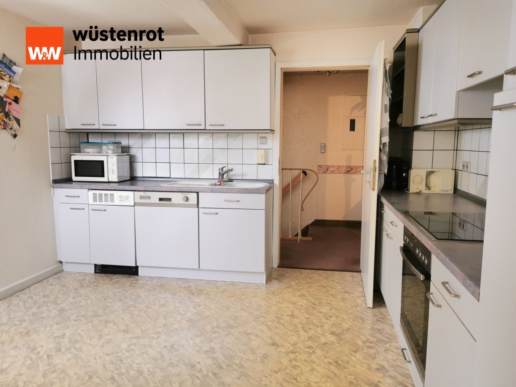 Immobilienangebot - Siegen / Weidenau - Alle - ***Familienfreundliches Einfamilienhaus mit großem Potenzial in Siegen-Weidenau!***