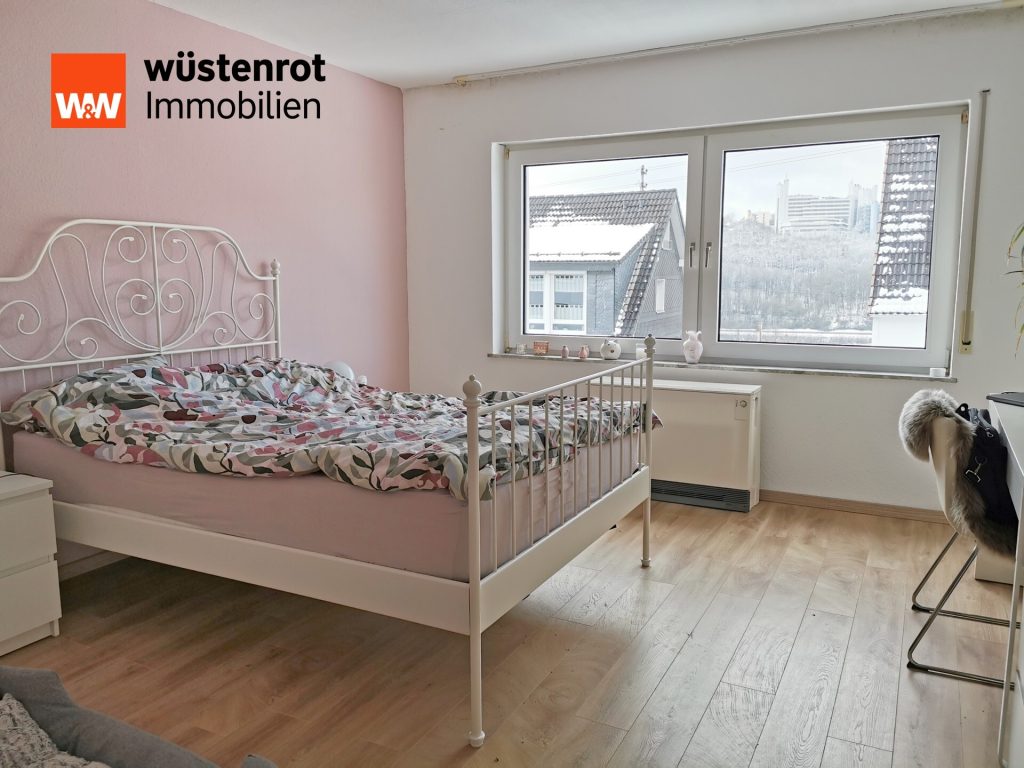 Immobilienangebot - Siegen / Weidenau - Alle - ***Familienfreundliches Einfamilienhaus mit großem Potenzial in Siegen-Weidenau!***