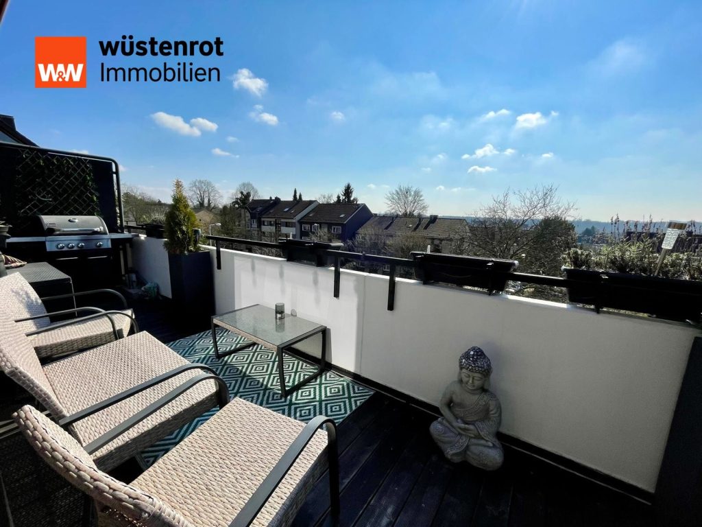 Immobilienangebot - Mülheim an der Ruhr - Alle - Tolle Maisonette-Wohnung mit Galerie u. Südbalkon in zentrumsnaher Wohnlage - Garage und EBK möglich