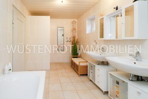Immobilienangebot - Marktredwitz / Wölsauerhammer - Alle - Raus aus der Stadt? Ihr neues Familienidyll erwartet Sie!