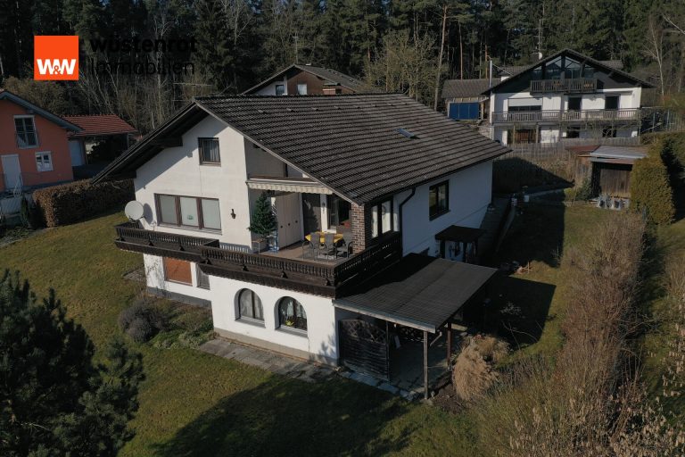 Immobilienangebot - Dietersburg - Alle - Großzügig und naturnah gelegenes Einfamilienhaus mit Einliegerwohnung auf 2.400 m² in Dieterburg