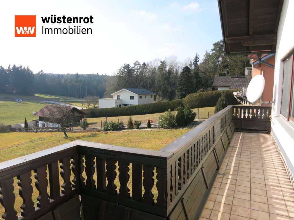 Immobilienangebot - Dietersburg - Alle - Großzügig und naturnah gelegenes Einfamilienhaus mit Einliegerwohnung auf 2.400 m² in Dieterburg