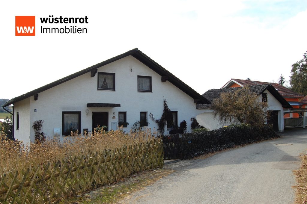 Immobilienangebot - Dietersburg - Alle - Großzügig und naturnah gelegenes Einfamilienhaus mit Einliegerwohnung auf 2.400 m² in Dieterburg