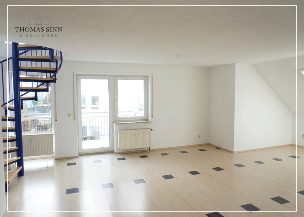 Immobilienangebot - Neuenstadt am Kocher - Alle - GROßZÜGIGE 3,5-ZIMMER-DG-MAISONETTE-WOHNUNG MIT BALKON UND TIEFGARAGENSTELLPLATZ - SOFORT FREI!