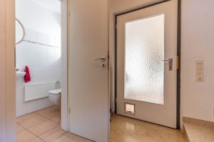 Immobilienangebot - Seefeld - Alle - Erbbaurecht: Sonniges, energetisch saniertes Doppelhaus mit sehr großem Garten