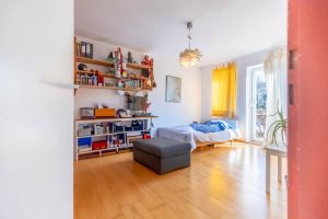 Immobilienangebot - Seefeld - Alle - Erbbaurecht: Sonniges, energetisch saniertes Doppelhaus mit sehr großem Garten