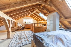 Immobilienangebot - Seefeld - Alle - Erbbaurecht: Sonniges, energetisch saniertes Doppelhaus mit sehr großem Garten