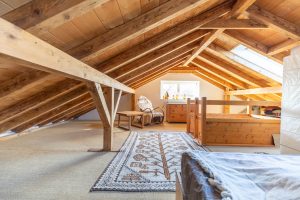 Immobilienangebot - Seefeld - Alle - Erbbaurecht: Sonniges, energetisch saniertes Doppelhaus mit sehr großem Garten