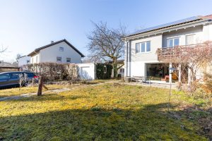 Immobilienangebot - Seefeld - Alle - Erbbaurecht: Sonniges, energetisch saniertes Doppelhaus mit sehr großem Garten