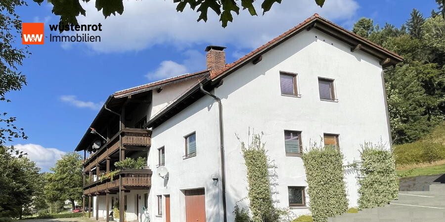 Immobilienangebot - Bischofsgrün - Alle - Mehrfamilienhaus: Ertragschancen und Lebensqualität im heilklimatischen Kurort und Schneemanndorf
