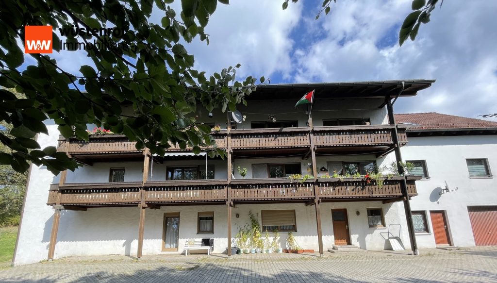 Immobilienangebot - Bischofsgrün - Alle - Im Fichtelgebirge bieten wir Ihnen mit diesem Objekt Renditechancen und Lebensqualität in Einem