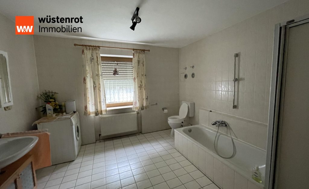 Immobilienangebot - Bischofsgrün - Alle - Im Fichtelgebirge bieten wir Ihnen mit diesem Objekt Renditechancen und Lebensqualität in Einem