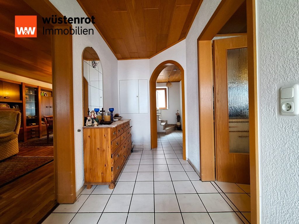Immobilienangebot - Frei-Laubersheim - Alle - - ruhig gelegenes Einfamilienhaus -
verwirklichen Sie Ihre Träume selbst