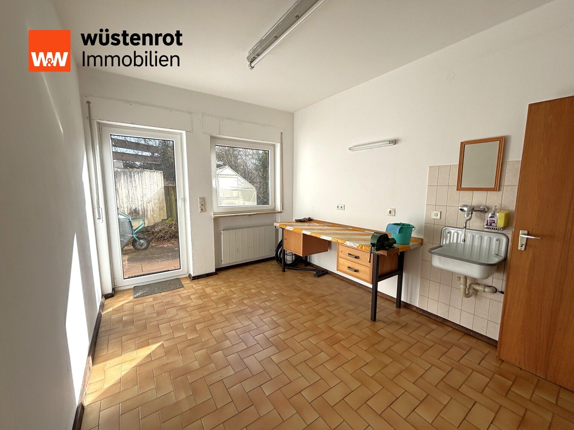 Immobilienangebot - Happurg / Kainsbach - Alle - Die Belohnung für langes Suchen!
7 Zimmer - 240 m² - Pool - Sauna - Traumlage