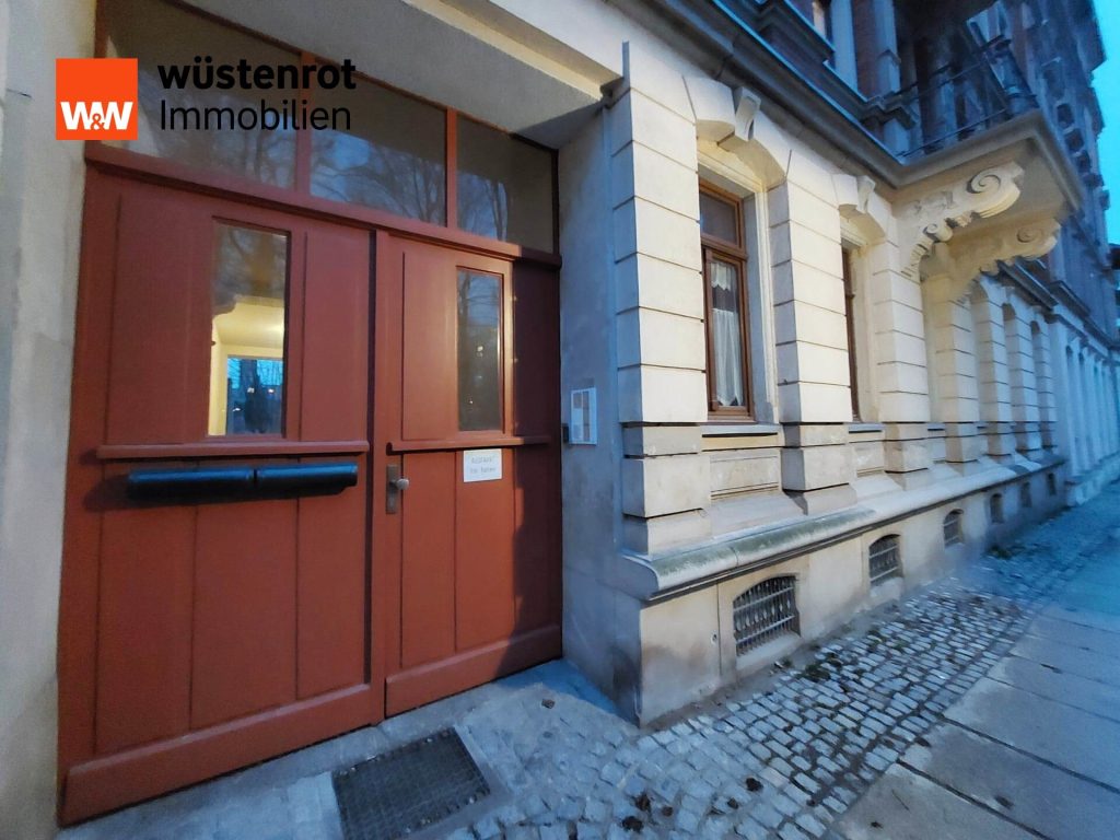 Immobilienangebot - Chemnitz - Alle - Schöne 3-Raum-Eigentumswohnung im 1. OG in Altbau, mit 2 Balkonen & 1 STP in Chemnitz-Sonnenberg