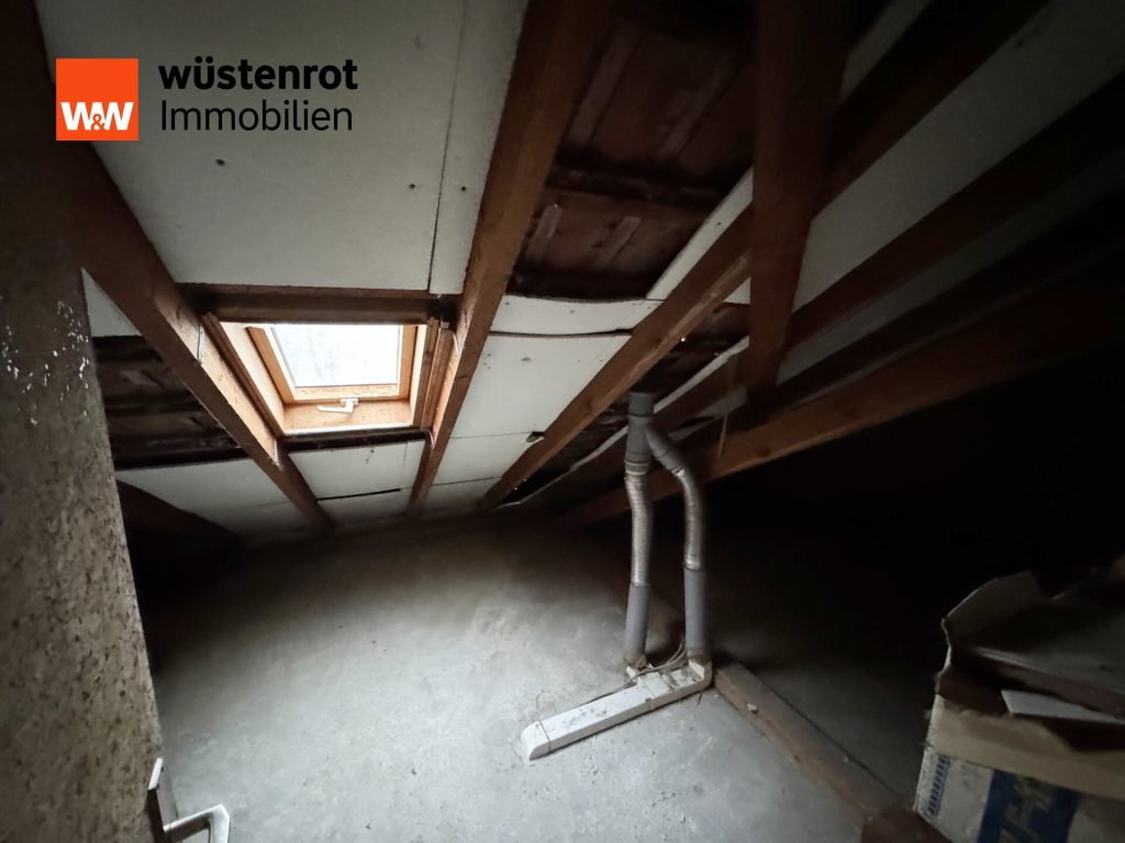 Immobilienangebot - Bad Kreuznach - Alle - +++BAD KREUZNACH AGNESIENBERG: SANIERUNGSBEDÜRFTIGES EINFAMILIENHAUS IN TOP LAGE+++