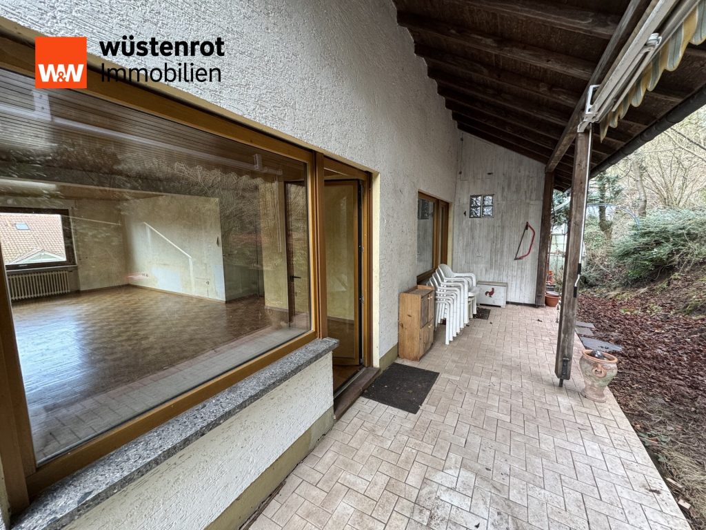 Immobilienangebot - Bad Kreuznach - Alle - +++BAD KREUZNACH AGNESIENBERG: SANIERUNGSBEDÜRFTIGES EINFAMILIENHAUS IN TOP LAGE+++