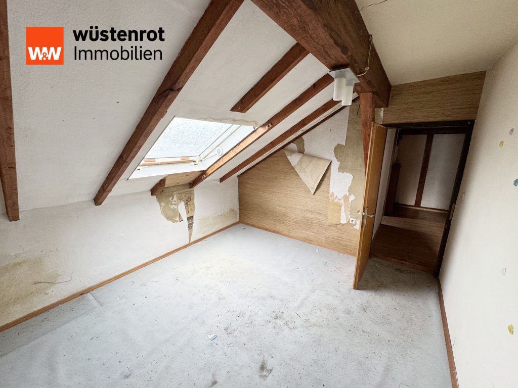 Immobilienangebot - Bad Kreuznach - Alle - +++BAD KREUZNACH AGNESIENBERG: SANIERUNGSBEDÜRFTIGES EINFAMILIENHAUS IN TOP LAGE+++