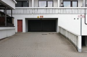 Immobilienangebot - Durach / Miesenbach - Alle - 3,5 - Zimmer - Maisonettewohnung mit Einzelgaragenstellplatz in Durach-Oberkottern