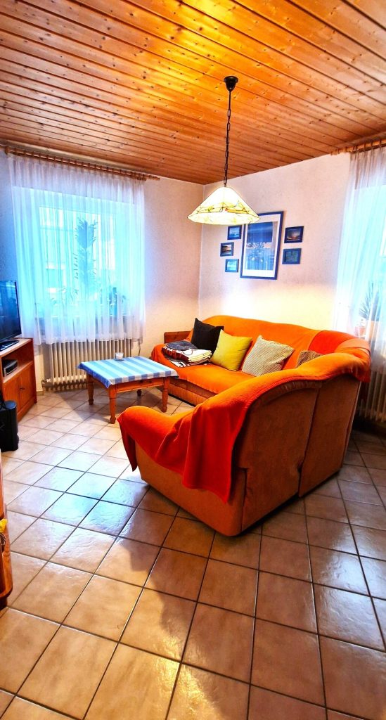 Immobilienangebot - Alsheim - Alle - Großes Einfamilienhaus mit Potenzial für zwei Generationen