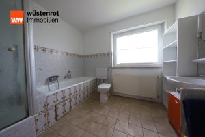 Immobilienangebot - Hüttisheim / Humlangen - Alle - Attraktive Doppelhaushälfte in einer schönen und familienfreundlichen Wohnlage von Hüttisheim!