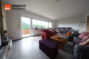 Immobilienangebot - Hüttisheim / Humlangen - Alle - Attraktive Doppelhaushälfte in einer schönen und familienfreundlichen Wohnlage von Hüttisheim!