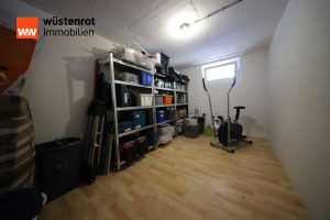 Immobilienangebot - Hüttisheim / Humlangen - Alle - Familiengerechte Doppelhaushälfte in einer schönen und familienfreundlichen Wohnlage von Hüttisheim!