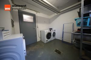 Immobilienangebot - Hüttisheim / Humlangen - Alle - Familiengerechte Doppelhaushälfte in einer schönen und familienfreundlichen Wohnlage von Hüttisheim!