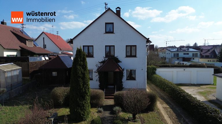 Immobilienangebot - Laichingen / Machtolsheim - Alle - Attraktives Einfamilienhaus in schöner und familienfreundlicher Wohnlage von Laichingen/Machtolsheim