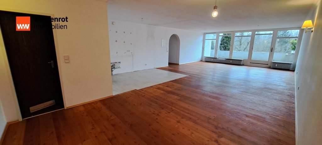 Immobilienangebot - Kirchseeon - Alle - Im Sevun - exklusive, großzügige 4-Zi.-Terrassenwohnung im 3. OG
