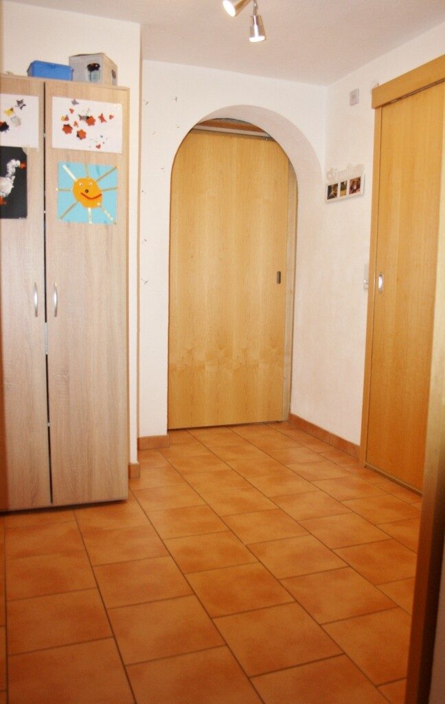 Immobilienangebot - Markt Rettenbach / Eutenhausen - Alle - Großzügige, behindertengerechte Doppelhaushälfte mit Garten und Garage
