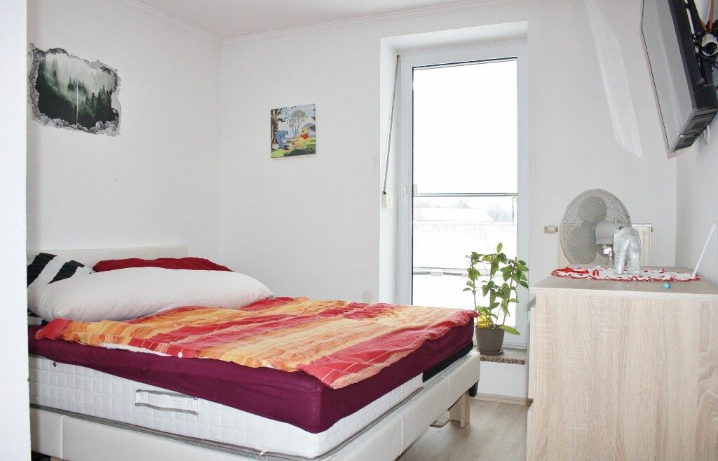 Immobilienangebot - Markt Rettenbach / Eutenhausen - Alle - Großzügige, behindertengerechte Doppelhaushälfte mit Garten und Garage