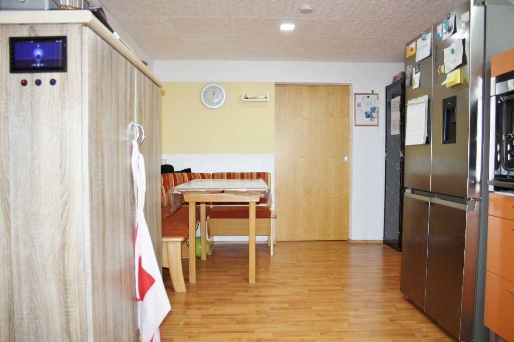 Immobilienangebot - Markt Rettenbach / Eutenhausen - Alle - Großzügige, behindertengerechte Doppelhaushälfte mit Garten und Garage