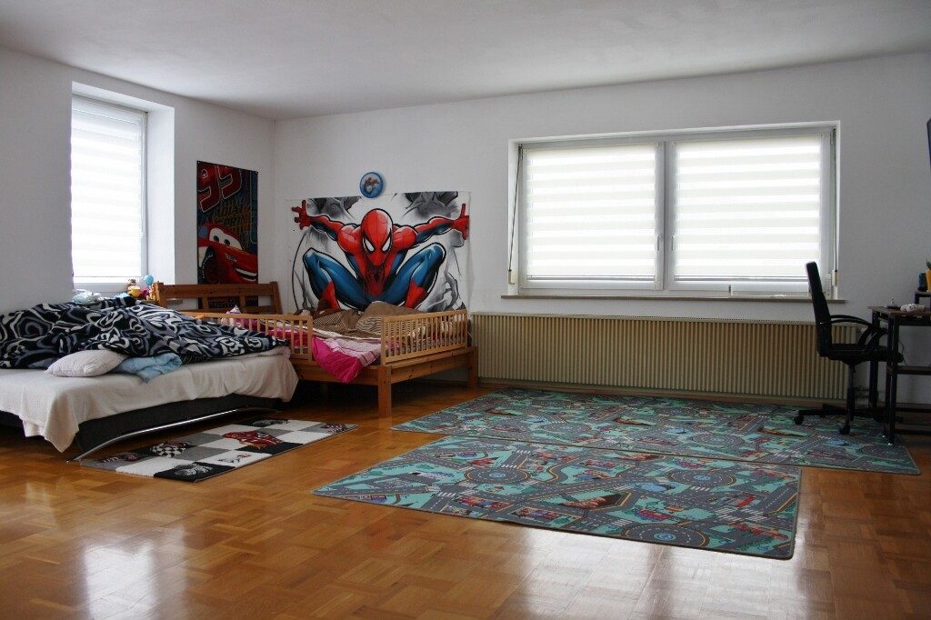 Immobilienangebot - Markt Rettenbach / Eutenhausen - Alle - Großzügige, behindertengerechte Doppelhaushälfte mit Garten und Garage