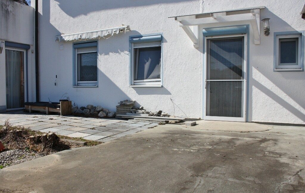 Immobilienangebot - Markt Rettenbach / Eutenhausen - Alle - Großzügige, behindertengerechte Doppelhaushälfte mit Garten und Garage