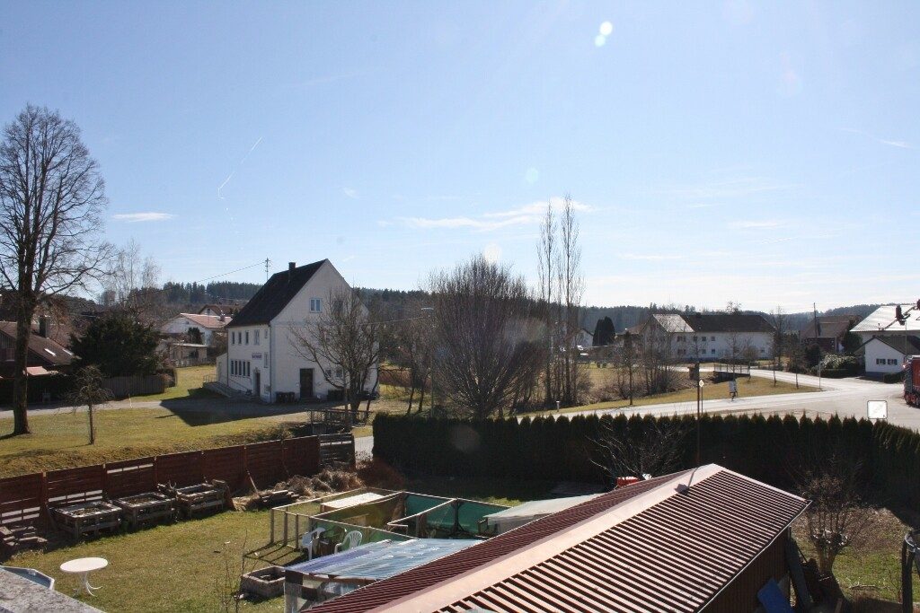 Immobilienangebot - Markt Rettenbach / Eutenhausen - Alle - Großzügige, behindertengerechte Doppelhaushälfte mit Garten und Garage