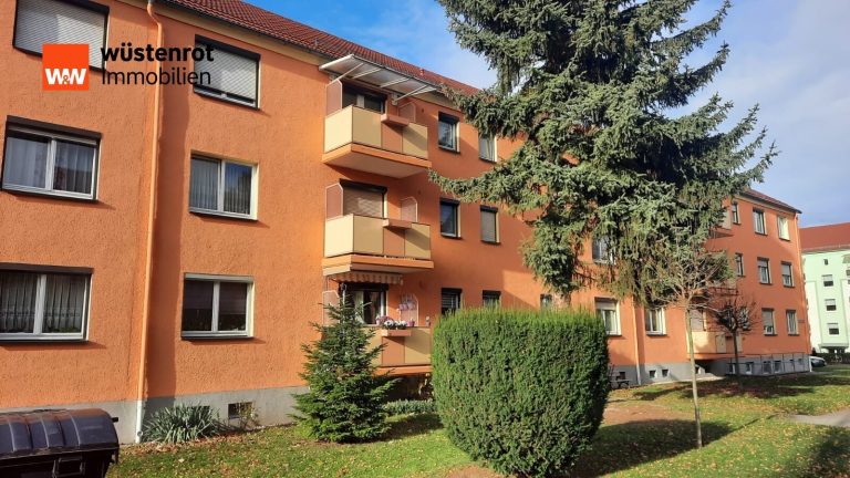 Immobilienangebot - Hohenmölsen - Alle - Hohenmölsen- Kapitalanlage in vermietete 2 Raum Wohnung mit Balkon und Stellplatz