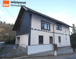 Immobilienangebot - Steinach - Alle - Viel Platz im eigenen Zuhause - Großes Einfamilienhaus in ruhiger Lage von Steinach