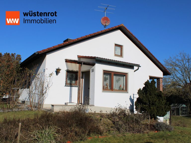 Immobilienangebot - Schweitenkirchen / Aufham - Alle - Geräumiges Haus mit sehr großem Grundstück und altem Baumbestand