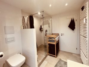 Immobilienangebot - Oberstaufen - Alle - Traumhafte 4 Zimmer Wohnung im 2. OG, mit Sonnenloggia