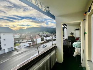 Immobilienangebot - Oberstaufen - Alle - Traumhafte 4 Zimmer Wohnung im 2. OG, mit Sonnenloggia