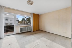 Immobilienangebot - Fürth - Alle - Doppelhaushälfte mit 5 Zimmern und Garage in Fürth-Ronhof

Sofort bezugsfrei!