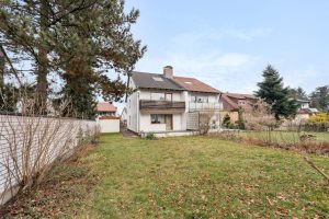 Immobilienangebot - Fürth - Alle - Doppelhaushälfte mit 5 Zimmern und Garage in Fürth-Ronhof

Sofort bezugsfrei!