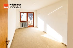 Immobilienangebot - Markt Indersdorf - Alle - Üppig große Doppelhaushälfte mit  ausgebautem Dachstudio, Hobbyraum, 360 m² Grund.