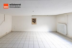 Immobilienangebot - Markt Indersdorf - Alle - Üppig große Doppelhaushälfte mit  ausgebautem Dachstudio, Hobbyraum, 360 m² Grund.