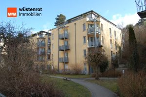 Immobilienangebot - Deggendorf - Alle - Deggendorf: Zentrumsnahe 3-Zi.- ETW auf zwei Etagen m. gr. Terrasse - in ruhiger Wohnlage!