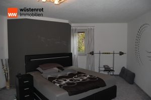 Immobilienangebot - Deggendorf - Alle - Deggendorf: Zentrumsnahe 3-Zi.- ETW auf zwei Etagen m. gr. Terrasse - in ruhiger Wohnlage!