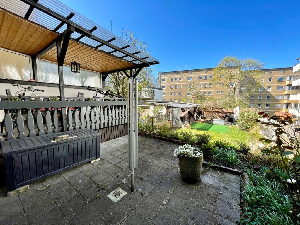 Immobilienangebot - Iserlohn - Alle - Großzügiges Stadthaus als EFH oder Mehrfamilienhaus, Selbstnutzung oder Kapitalanlage, mit Garten
