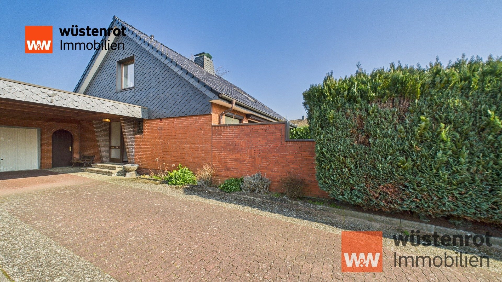 Immobilienangebot - Büdelsdorf - Alle - Charmantes Haus mit viel Platz für Ihre Ideen!